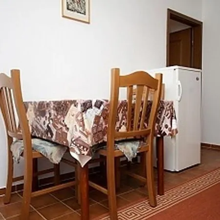 627-2 * Starigrad Paklenica